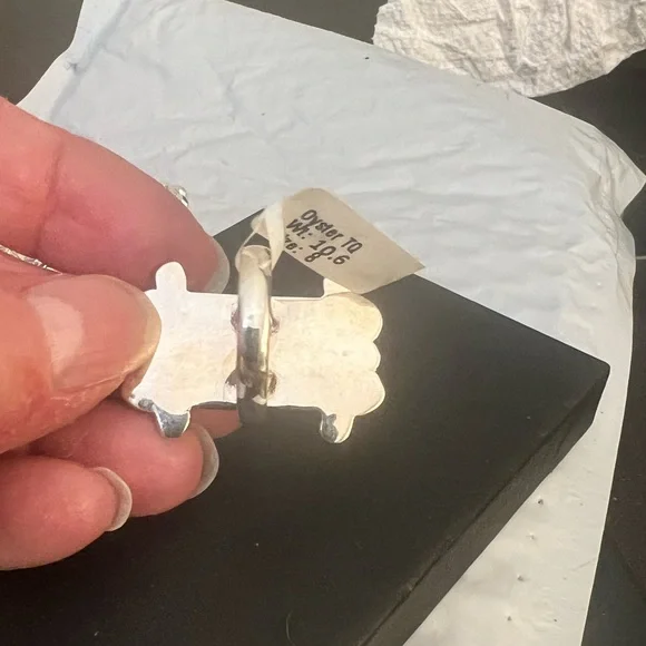 Oyster Turquoise Sterling Silver Ring - Picture 4 of 6